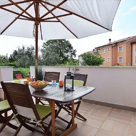 Apartments Medulin *